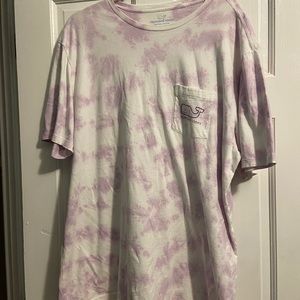 Women’s XL vineyard vines tie dye shirt